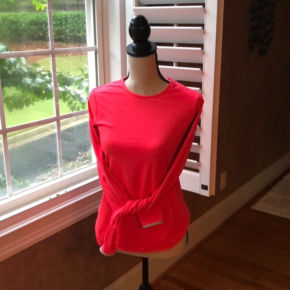 Nike Pro DrFit Medium coral LS Top
